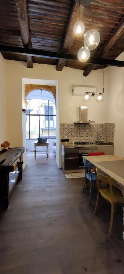 Appartement Sangregoriohome, Nel Cuore Del Centro Storico Naples
